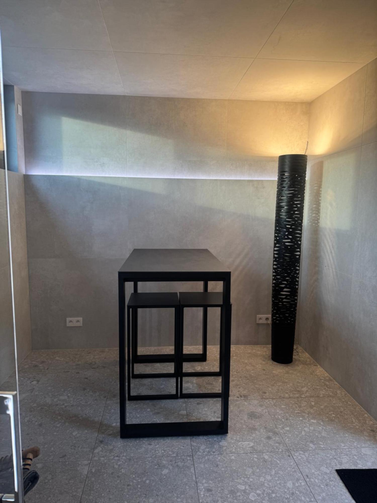 Sint-Pieters-Leeuw Apartment L'O Reine Of Budgetkamer The Box מראה חיצוני תמונה